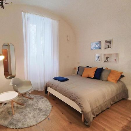 Appartement In Urbs à Salernes Extérieur photo